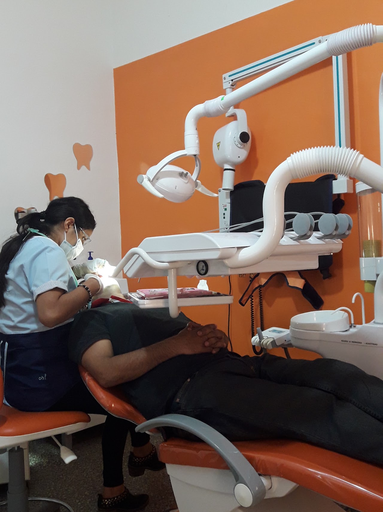 Consultorio odontológico clínico Dra. Mariana Chosco
